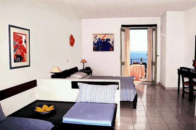 Astra Village Питагорио Екстериор снимка