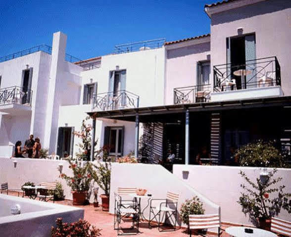 Astra Village Питагорио Екстериор снимка